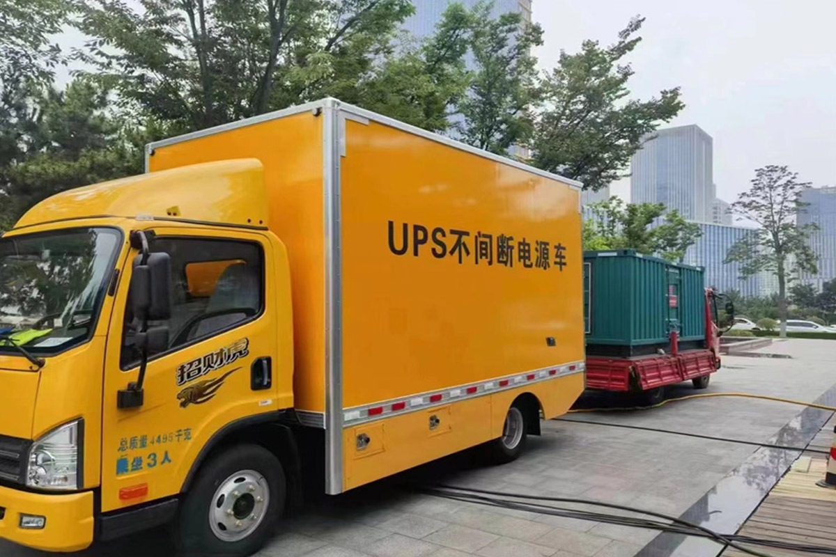 建邺发电机租赁施工现场